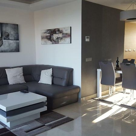 Horizon Beach Apartment エステポナ エクステリア 写真